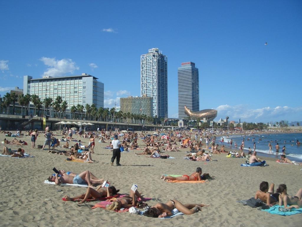 Apartaments Clot-Sant Martí Barcelona Exterior foto