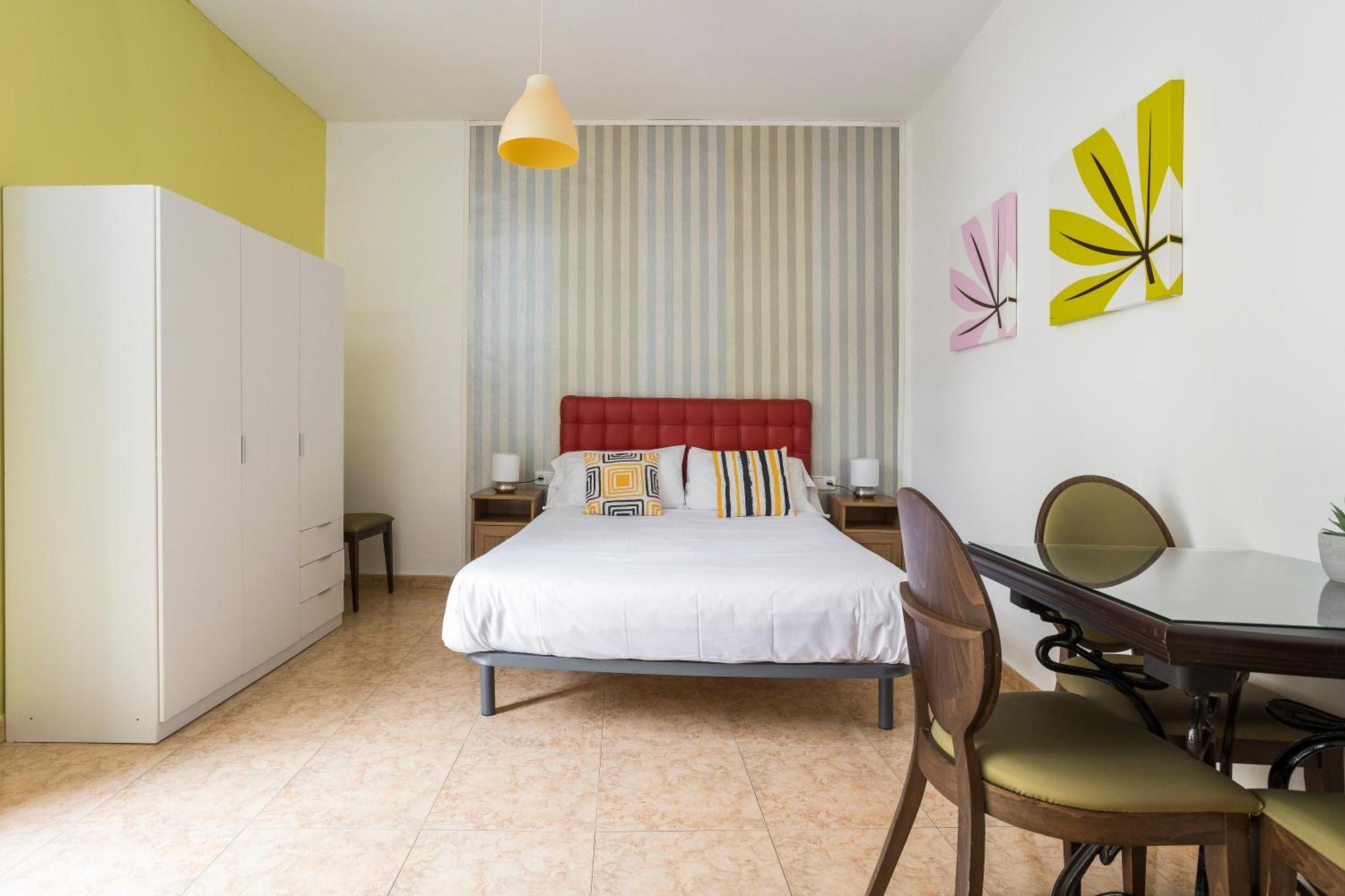 Apartaments Clot-Sant Martí Barcelona Exterior foto